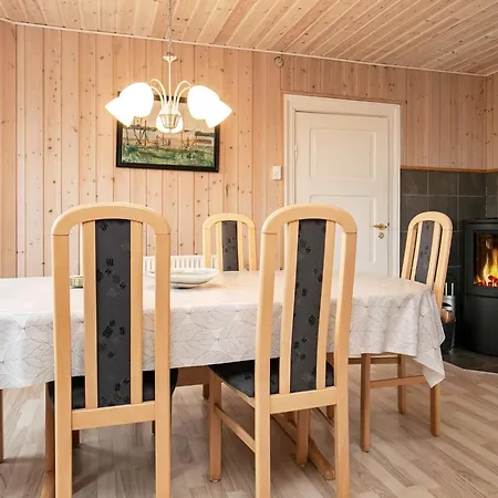 Prázdninový dům 6 Person Holiday Home In Lemvig *