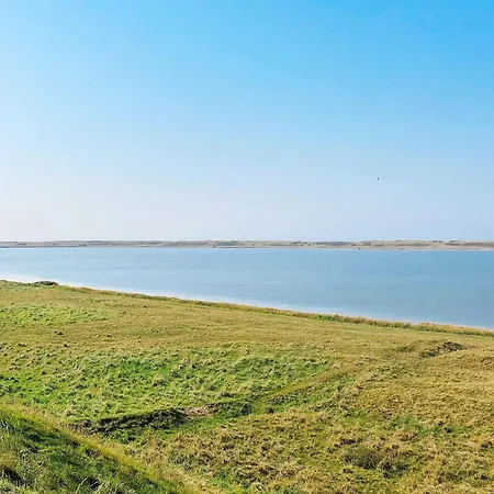 6 Person Holiday Home In Lemvig Vakantiehuis *