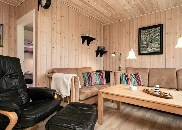 6 Person In Lemvig Semesterbostad *